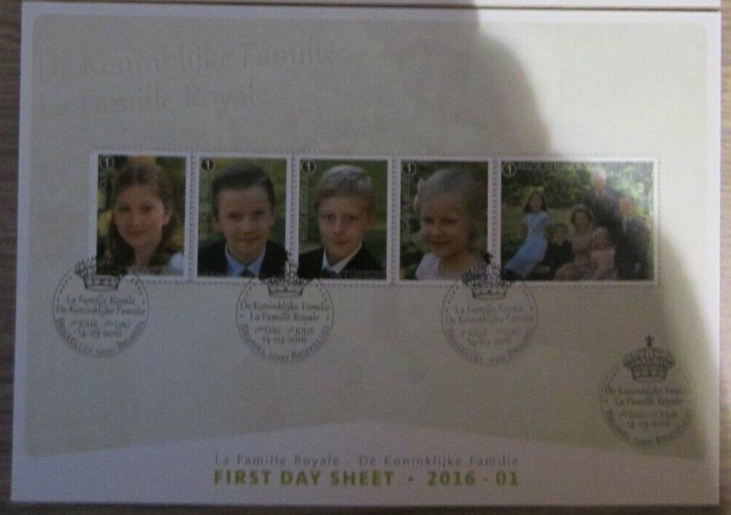 Année 2016 : FDS 2016-01 - 4569-4573 - La famille Royale, Enlèvement ou Envoi