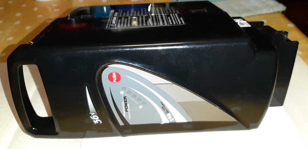 JE RECHERCHE UNE BATTERIE DE VÉLO 36V 18AH, Enlèvement ou Envoi, Neuf