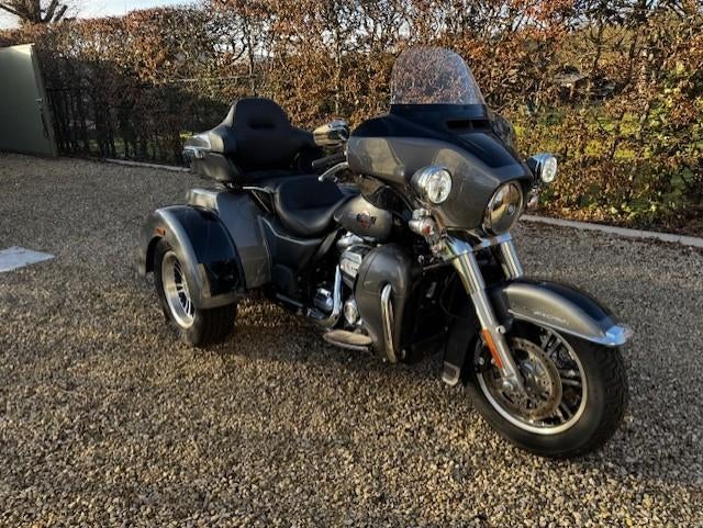 Harley Davidson Tri Glide Ultra 114, 2 cilinders, Motorrijbewijs A, Traction Control, Particulier