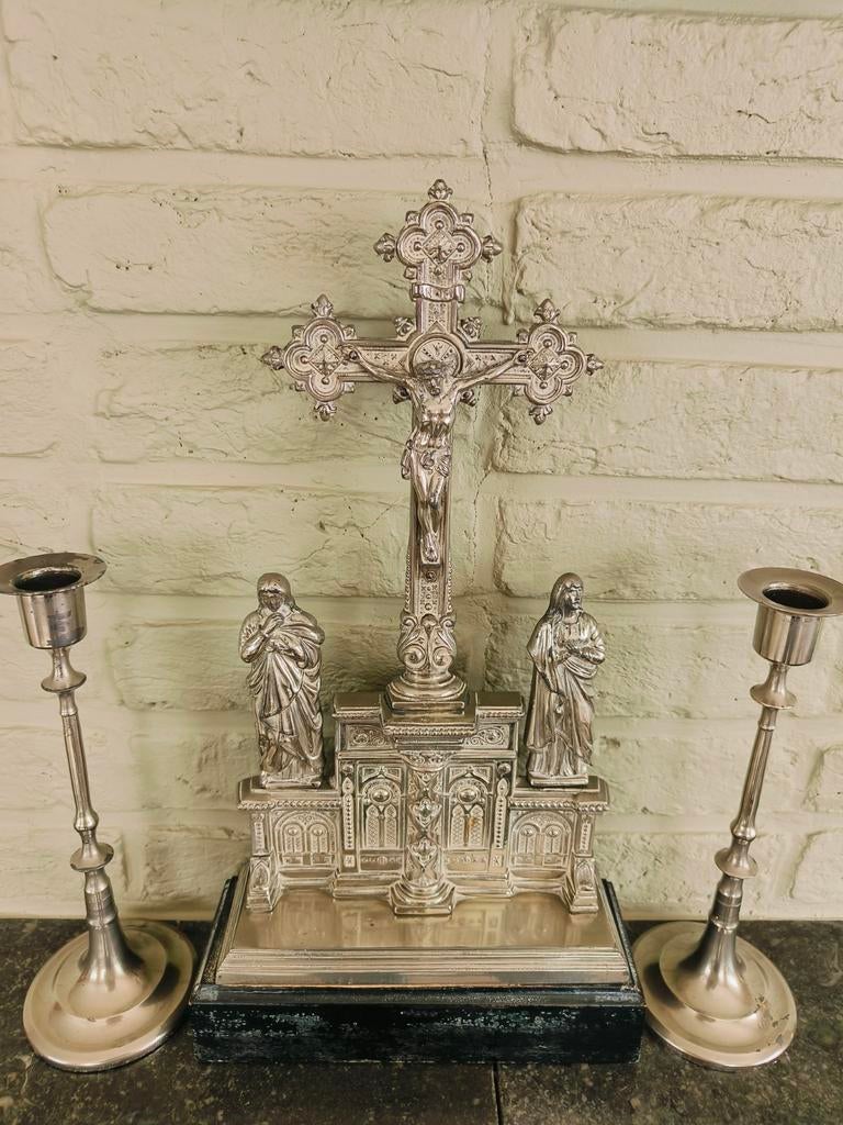 Antieke kruis tabornakel  + 2 kandelaars 70j oud, Antiek en Kunst, Antiek | Religieuze voorwerpen, Verzenden