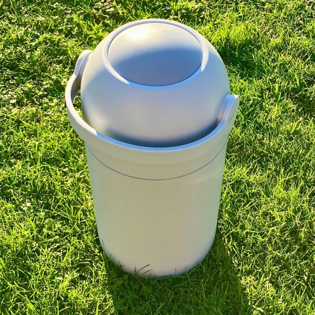 Pamper vuilbak, Huis en Inrichting, Emmers, Ophalen, Zo goed als nieuw