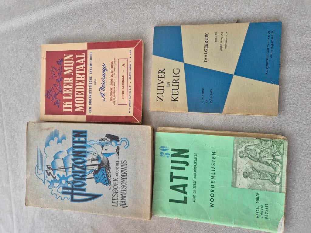 Vintage jaren 70 Latijn en taal boeken, Ophalen of Verzenden, Latijn