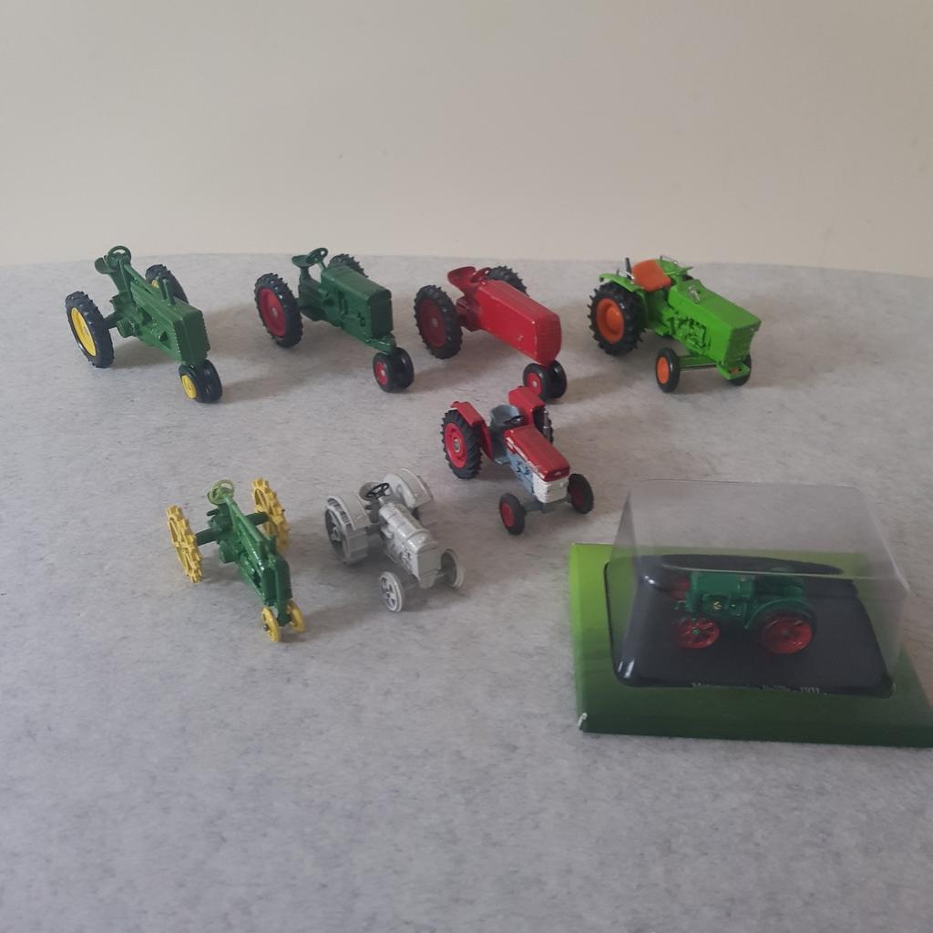 Miniatuurtractors oa ERTL, John Deere, Hobby en Vrije tijd, Modelauto's | Overige schalen, Ophalen of Verzenden