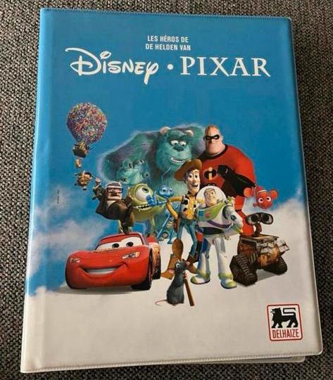 Verzamelboek/Kaartspel Disney /Pixar volledig boek 🃏🎴🃏🎴, Collections, Enlèvement, Autres personnages, Comme neuf, Papier, Carte ou Papeterie