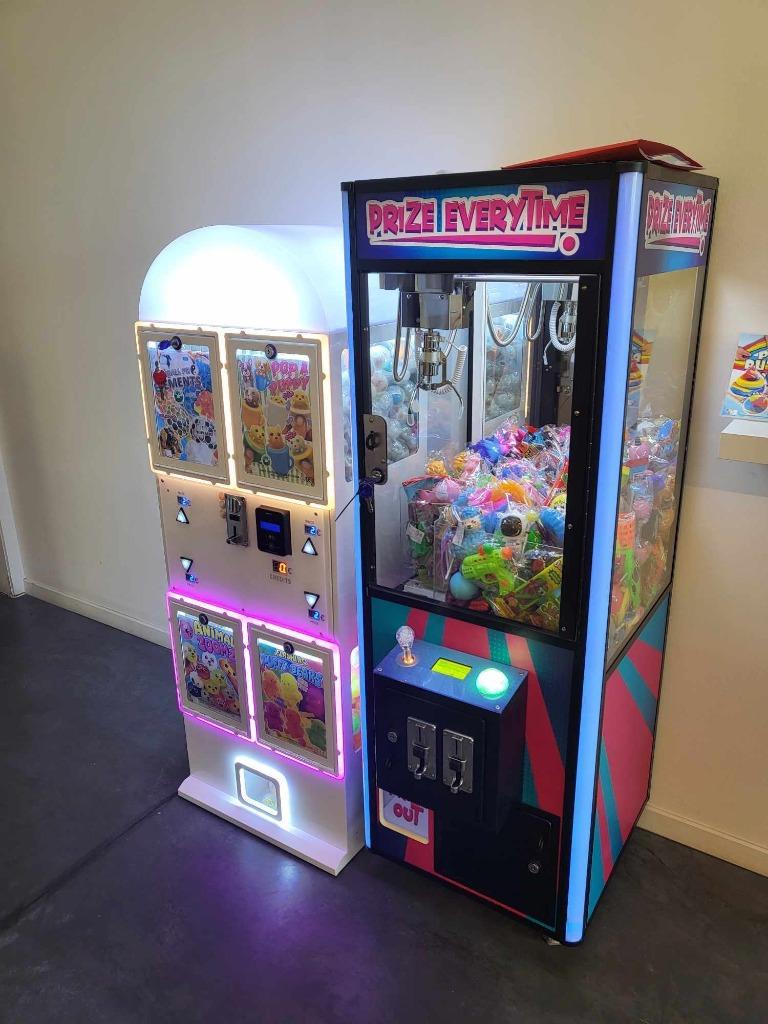 À saisir / opportunité (lots de distributeur grue avec empla, Services & Professionnels