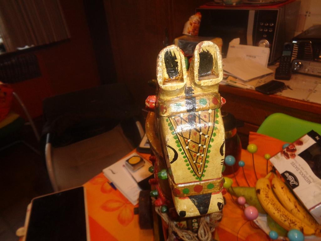 Antiek paard, Ophalen