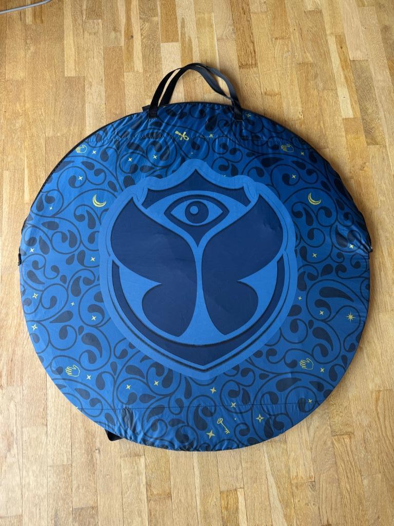 Tente Tomorrowland 2025 Bleu/Rose, Caravanes & Camping, Tentes, Enlèvement, Utilisé, Jusqu'à 2