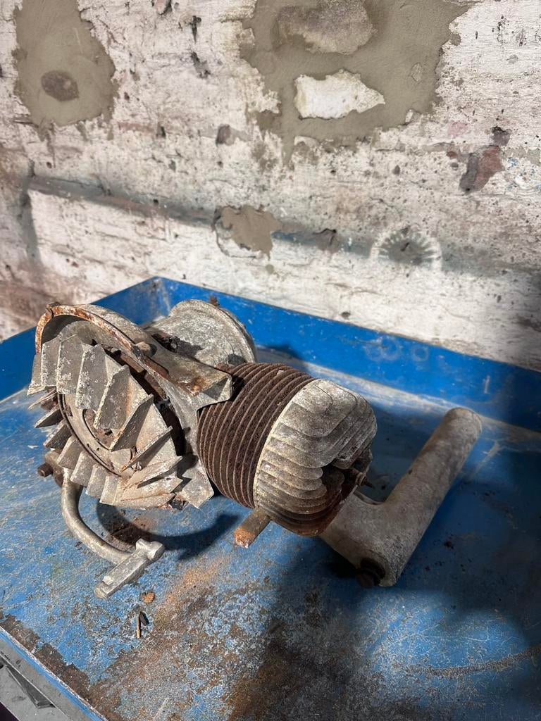 Vespa, Vélos & Vélomoteurs, Enlèvement, Vespa