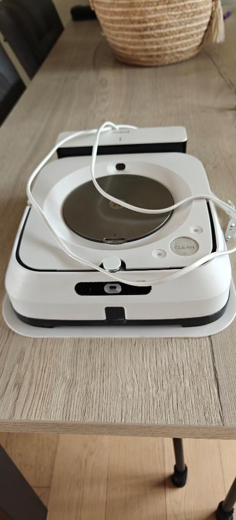 i Robot Braava jet m6 dwijlrobot met toebehoren, Huis en Inrichting, Schoonmaakartikelen, Ophalen, Schoonmaakmiddel