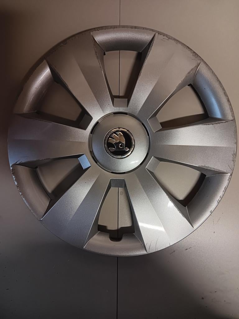 Un enjoliveur skoda  en 15 pouces., Enlèvement