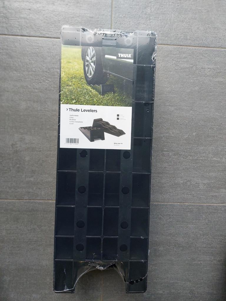 Splinternieuwe levelers van Thule, Ophalen