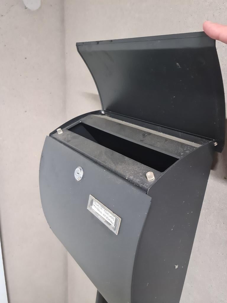 Brievenbus zwart alu, Tuin en Terras, Brievenbussen, Ophalen