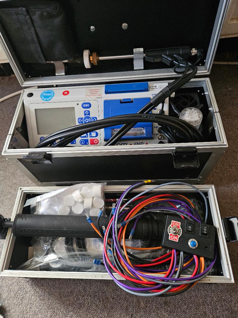 ECOM-EN2 Rookgasanalyser + Roetpomp + Testbox, Ophalen