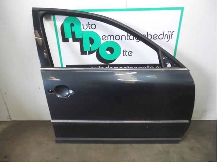 Portière 4portes avant droite d'un Volkswagen Passat (Passa, Volkswagen, -, Utilisé, Porte