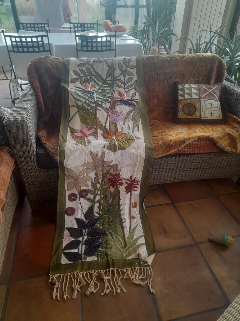 TAPIS ARTISANAL AFRICAIN, Ophalen