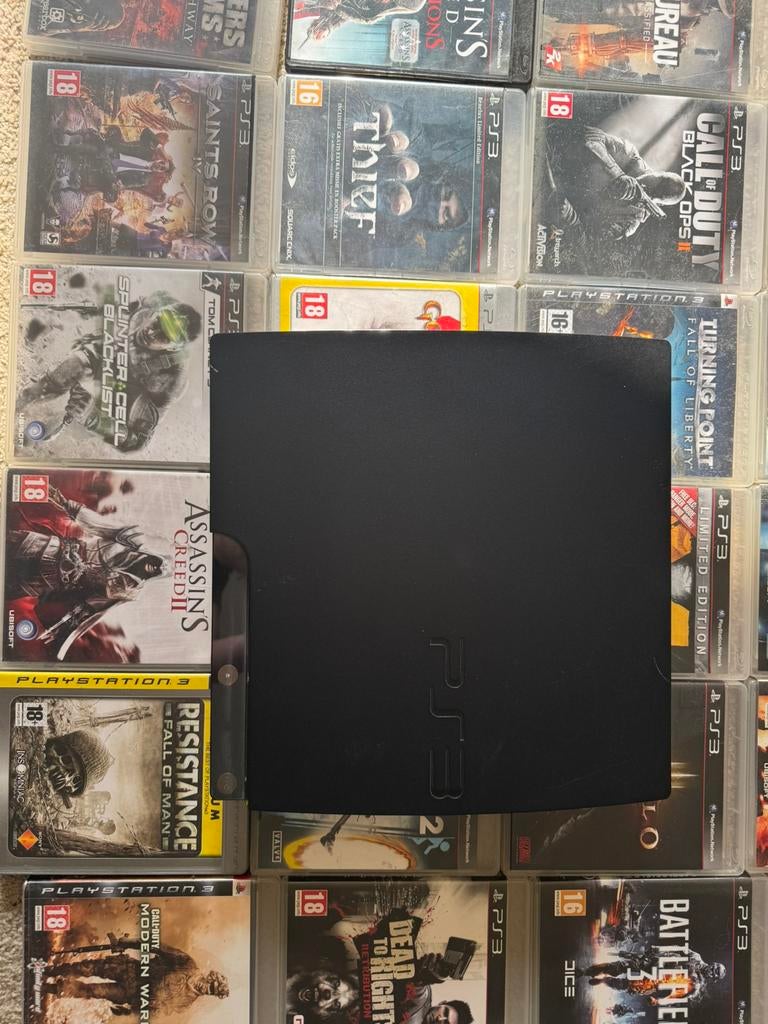 Ps3 console + 60 games, Sans contrôleur, Enlèvement, Avec jeux, Slim