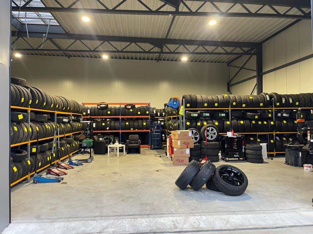 Nieuwe en Occasie Banden 2degands en goedkopste banden, Auto-onderdelen, Banden en Velgen, Ophalen of Verzenden, Band(en)