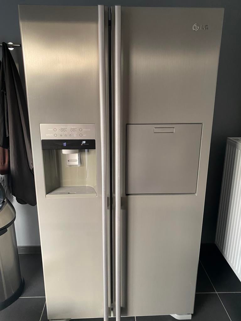 LG Amerikaanse koelkast + diepvries in goede staat, Ophalen, Gebruikt