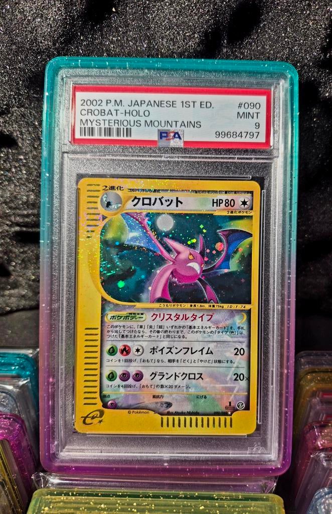 Pokemon crobat holo (swirl) mysterious mountains 1st edit., Hobby en Vrije tijd, Verzamelkaartspellen | Pokémon, Ophalen