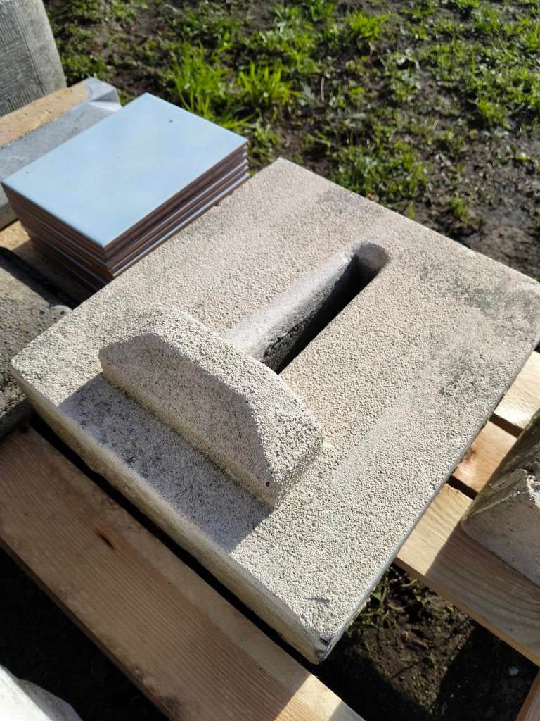 Brievenbus gleuf steen en 12 keramische tegels, Ophalen