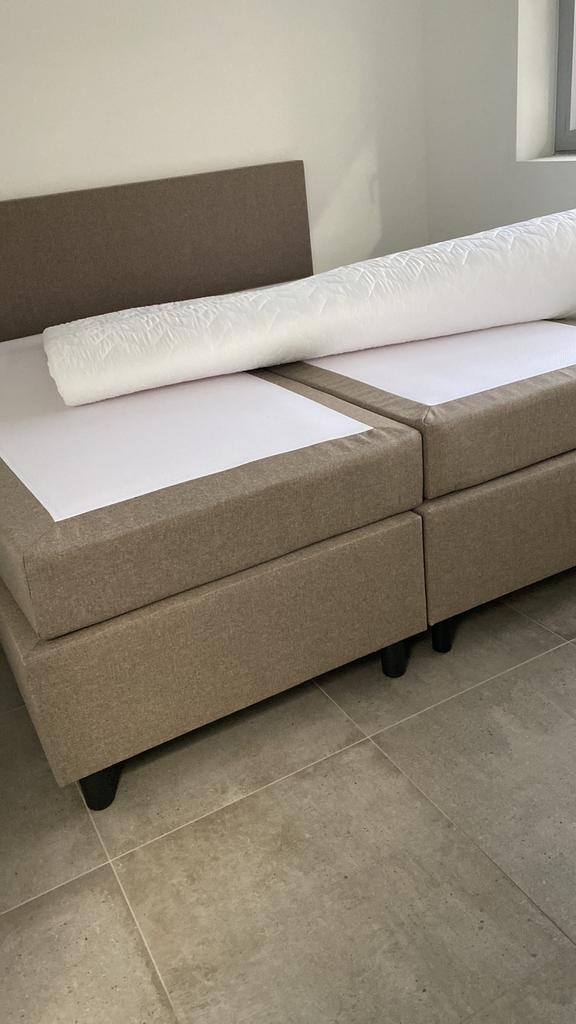 Boxspring inclusief topper Ikea - zo goed als nieuw, Ophalen, Zo goed als nieuw