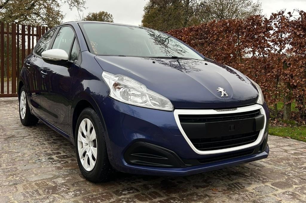 Peugeot 208 1.0i Like / 98.711 km / benzine, Voorwielaandrijving, Stof, 50 kW, Blauw