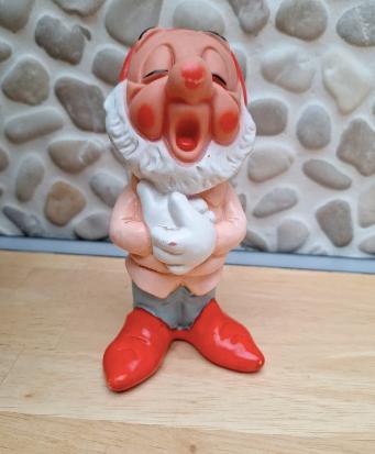 Vintage Kabouter Sleepy Disney, Verzamelen, Ophalen of Verzenden, Sneeuwwitje of Doornroosje, Gebruikt, Beeldje of Figuurtje