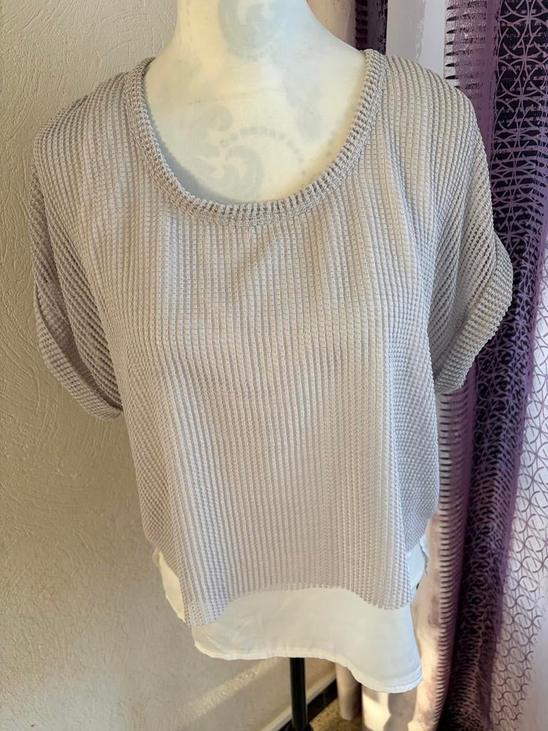 Blouse Zara gris & blanc  – Taille, Vêtements | Femmes, Blouses & Tuniques, Enlèvement ou Envoi, Comme neuf