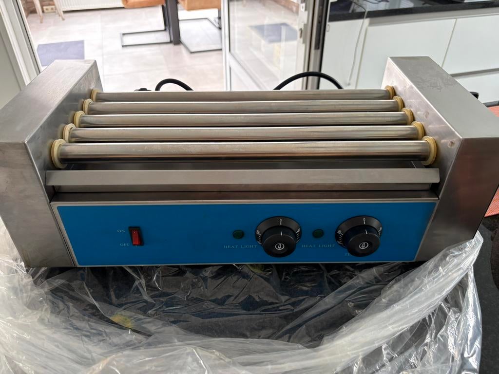 Rouleau à hot dog grill, Enlèvement, Neuf