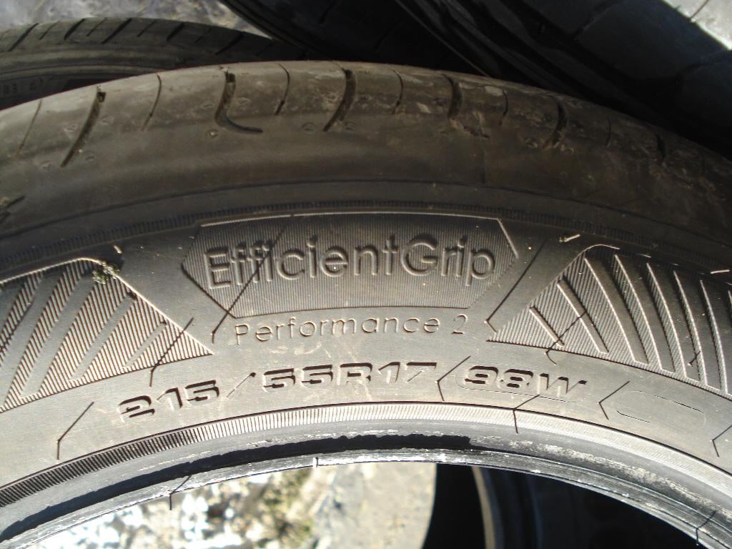 pneu, Autos : Pièces & Accessoires, Pneus & Jantes, 215 mm, Véhicule de tourisme, Pneus été, Enlèvement