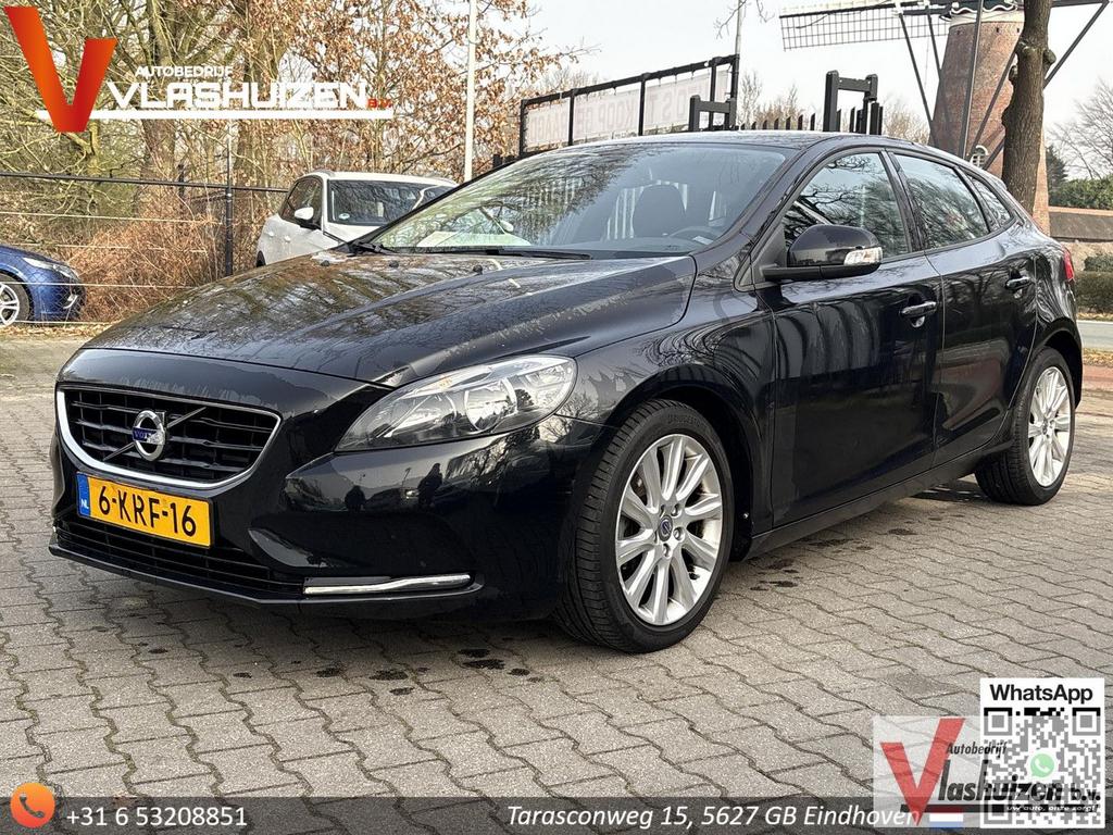 Volvo V40 1.6 D2 Kinetic | Climate | Cruise | Navi | PDC | A, Auto's, Volvo, 88 g/km, Zwart, Start-stop-systeem, V40