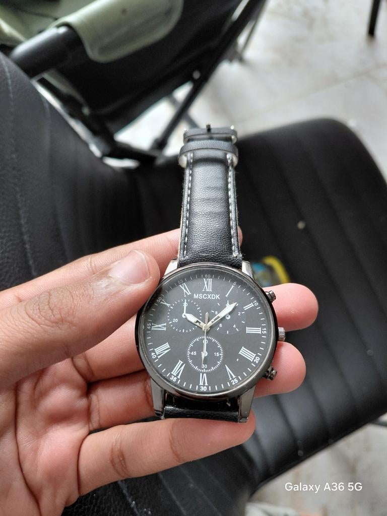 Horloge, Handtassen en Accessoires, Horloges | Kinderen, Ophalen, Nieuw, Zwart, Jongen