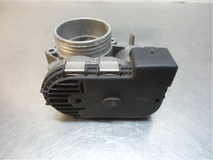 Boîtier accélérateur d'un Peugeot 206, Autos : Pièces & Accessoires, Moteurs & Accessoires, Peugeot, Utilisé, 3 mois de garantie