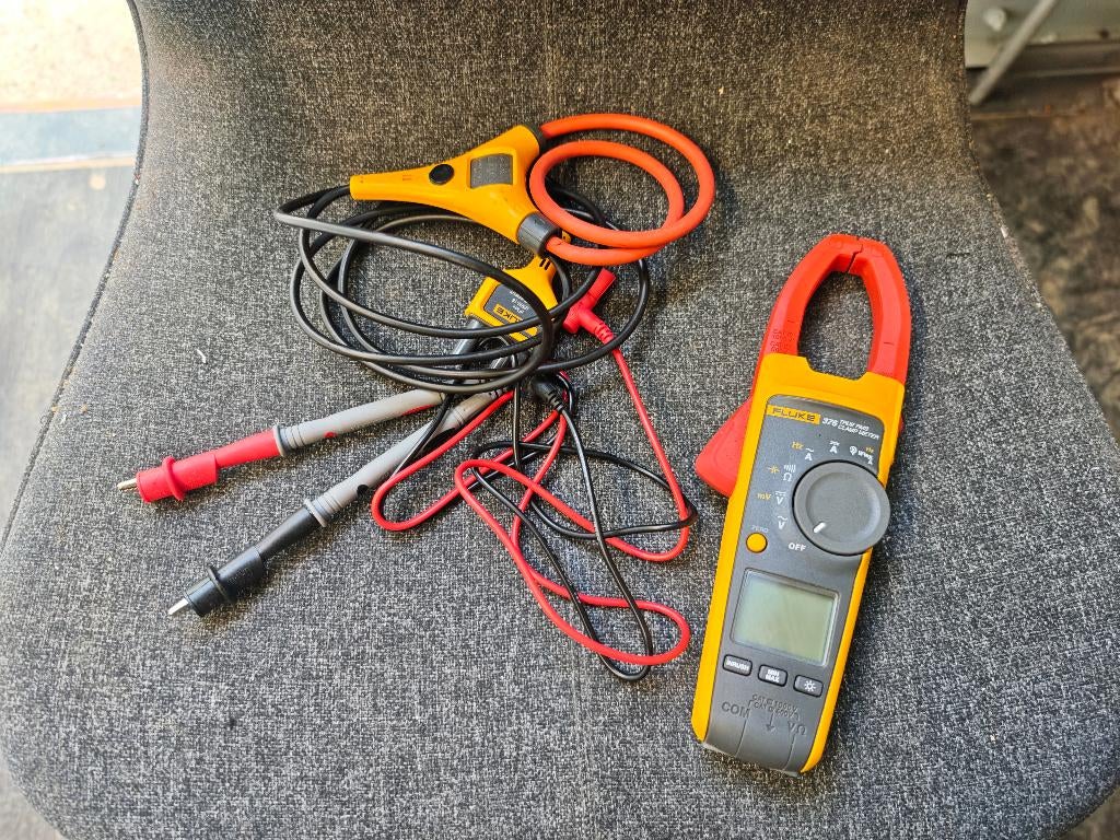 Fluke 376 stroomtang, Doe-het-zelf en Bouw, Meetapparatuur, Ophalen of Verzenden, Gebruikt