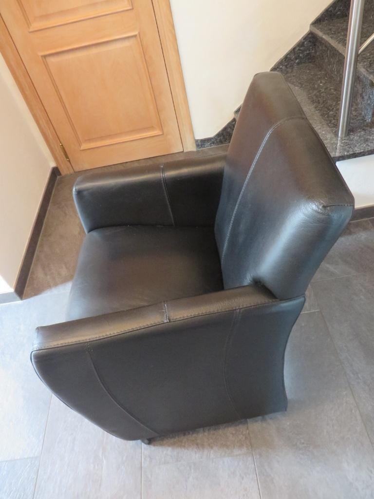 Fauteuil à roulettes en cuir marron en bon état., Maison & Meubles, Moins de 75 cm, Comme neuf, Enlèvement, 50 à 75 cm