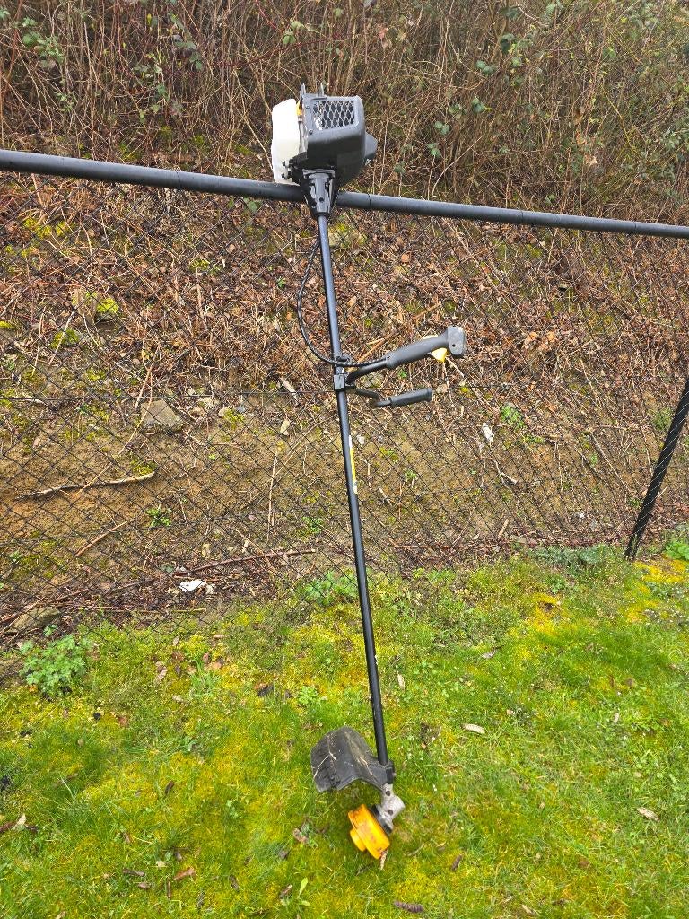 B43 BT 43cc MCCULLOCH, Tuin en Terras, Ophalen, Zo goed als nieuw, Sikkel, Mcculloch