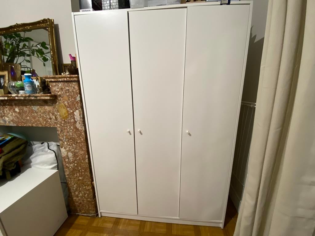 Armoire IKEA KLEPPSTAD 3 portes – blanc – très bon état, Huis en Inrichting, Kasten | Kleerkasten, Ophalen, Met deur(en), 100 tot 150 cm