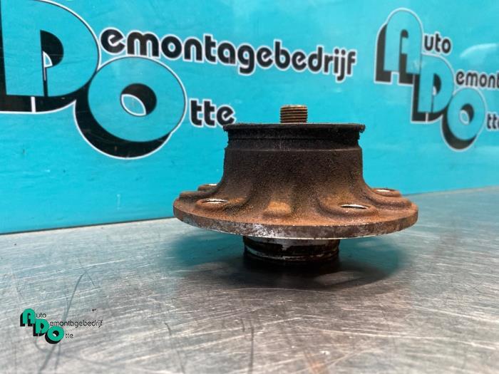 Roulement de roue arrière d'un Volkswagen Golf (Golf 04-), Autos : Pièces & Accessoires, Volkswagen, -, 3 mois de garantie, Utilisé