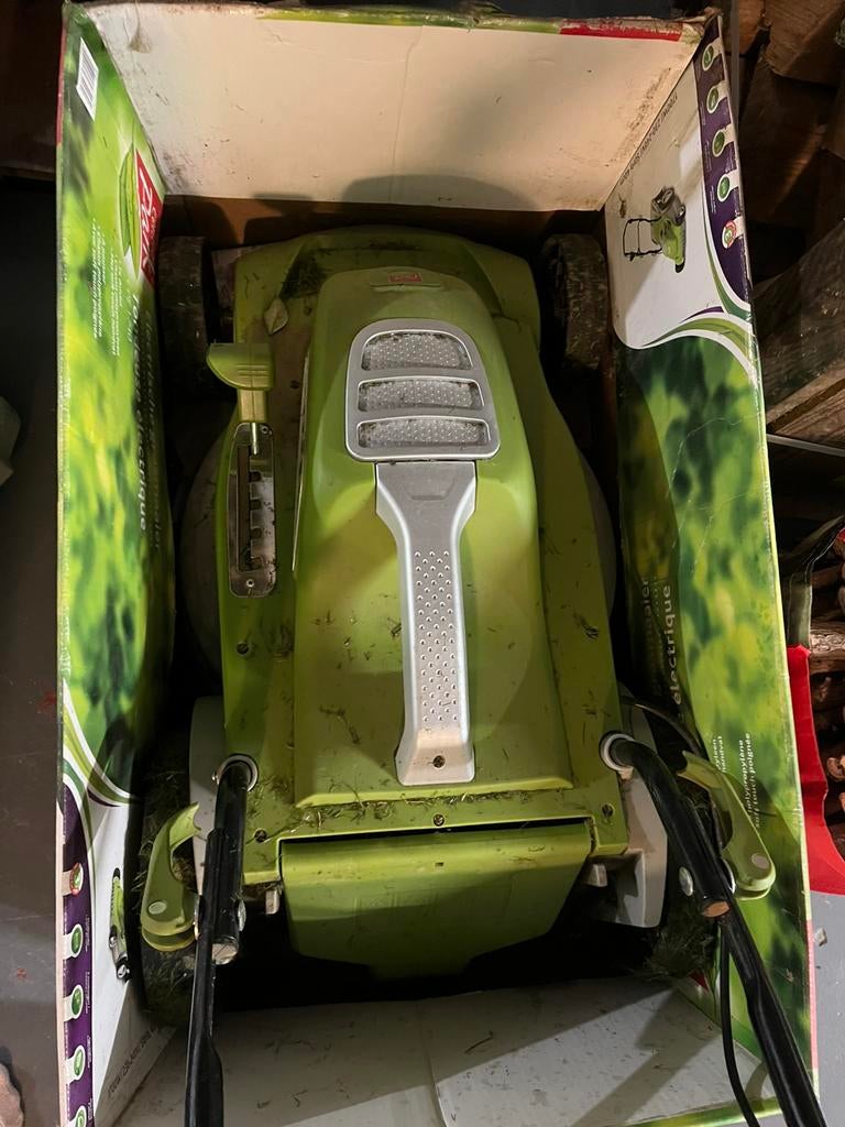 Tondeuse a gazon central park, Ophalen, Gebruikt, Elektrische grasmaaier