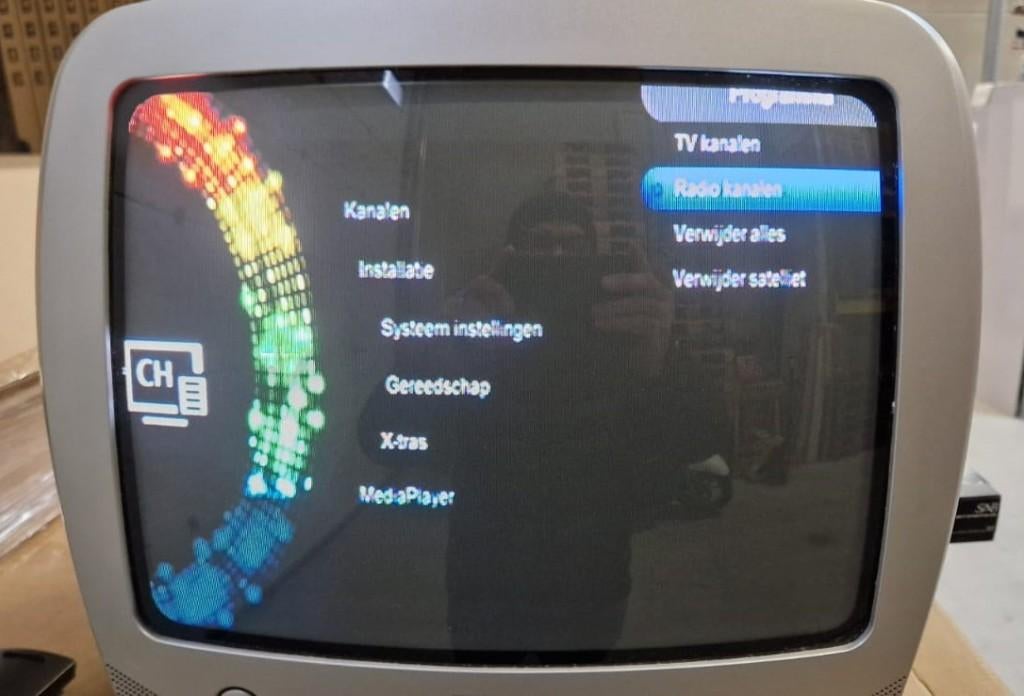 Philips picnic TV vintage 35 inch, Ophalen, Philips