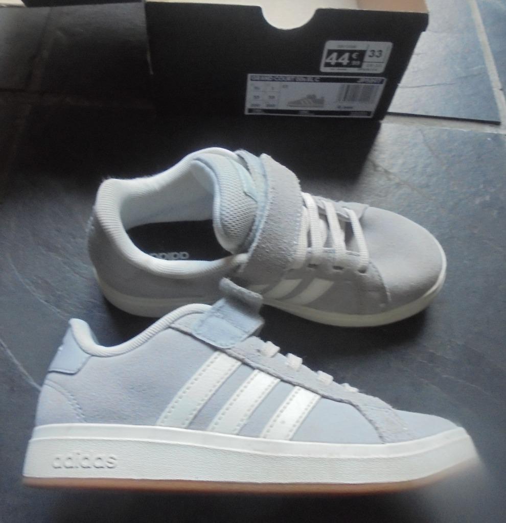tennisschoenen adidas maat 33, Ophalen of Verzenden, Nieuw, Schoenen, Adidas