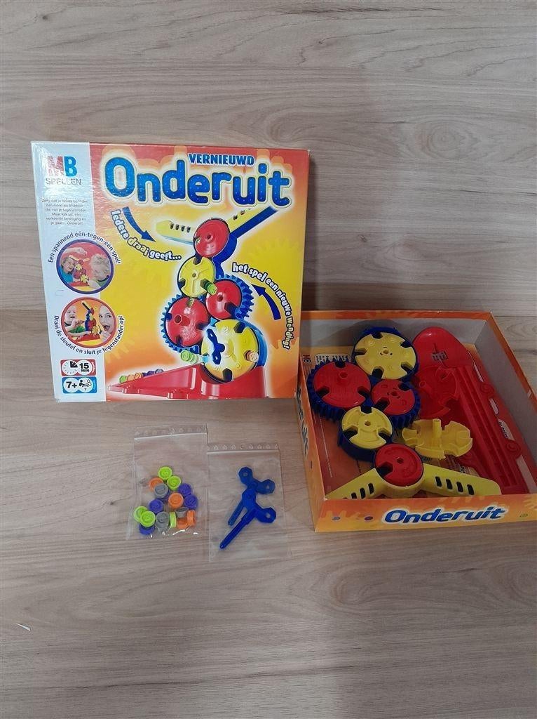 onderuit - s3381, Hobby en Vrije tijd, Verzenden, Zo goed als nieuw