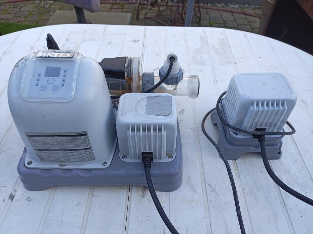 Intex Kristal clear zoutwatersysteem, Tuin en Terras, Ophalen