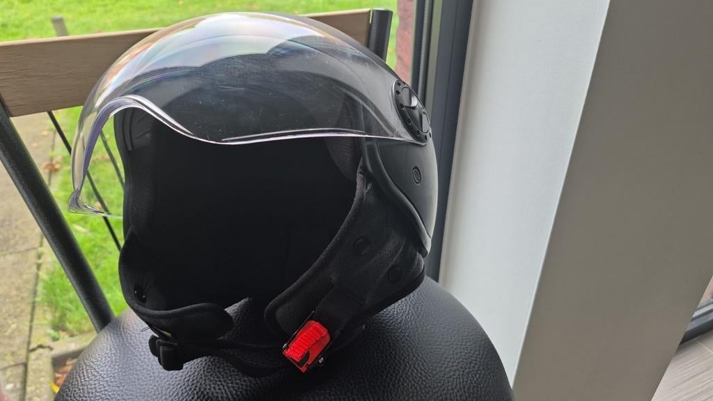 Scooter Helm vito loreto maat XL, Fietsen en Brommers, Brommerhelmen, Ophalen, Zo goed als nieuw