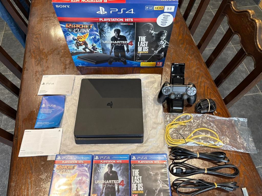 Ps4, Consoles de jeu & Jeux vidéo, Consoles de jeu | Sony PlayStation 4, Comme neuf, Enlèvement