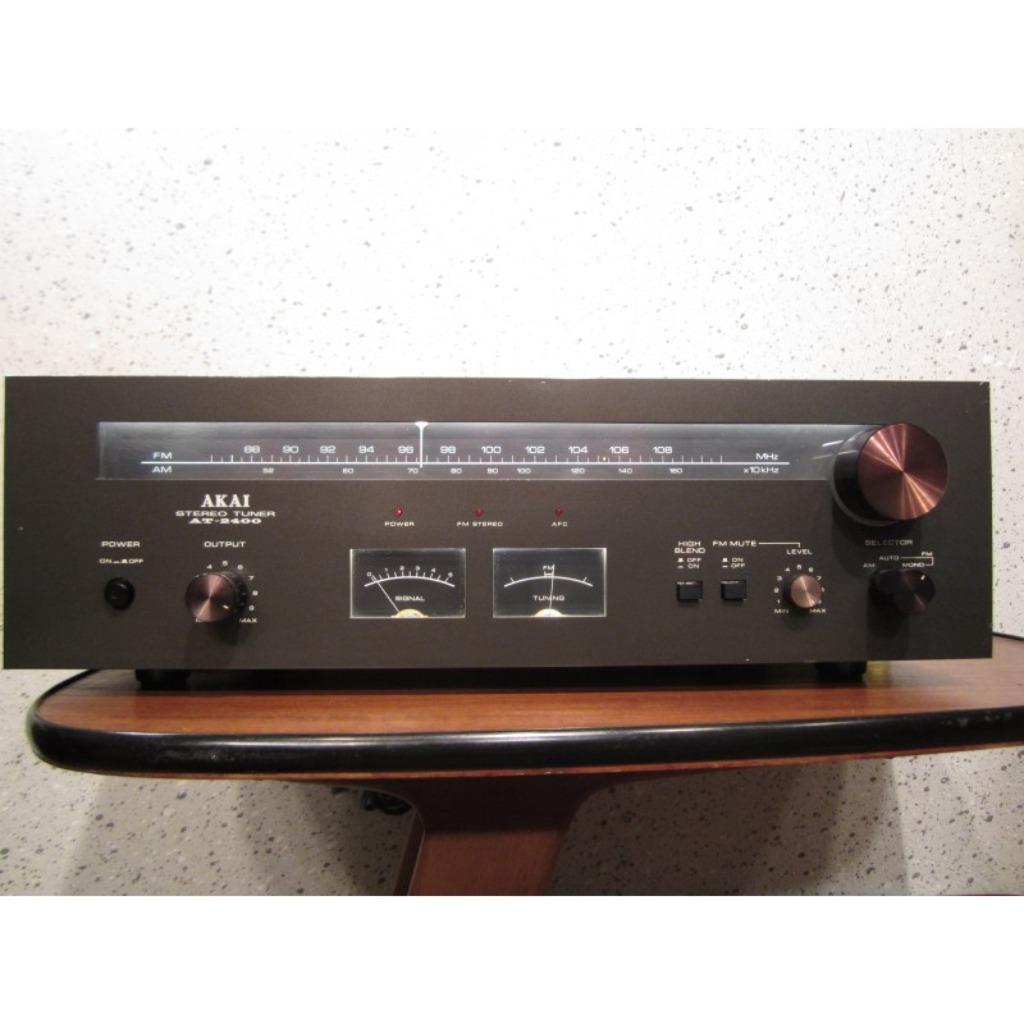 Akai AM FM tuner AT-2400 waarborg, TV, Hi-fi & Vidéo, Tuners, Enlèvement, Utilisé, Analogique