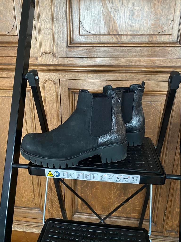 Bottines noires et argentées, Enlèvement ou Envoi, Boots et Botinnes, Porté, Noir