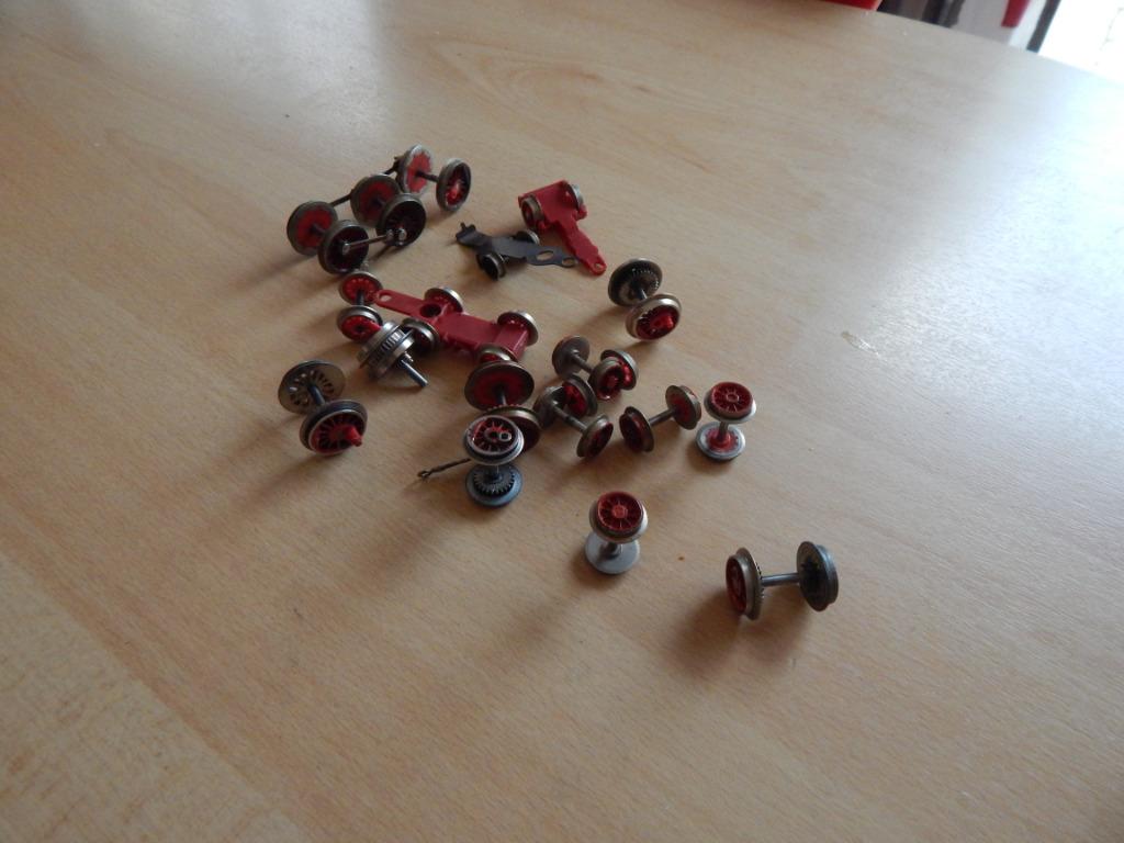 Roues motrices et de roulement DC en H0 non Märklin ?, Enlèvement ou Envoi, Piko, Locomotive, Courant continu