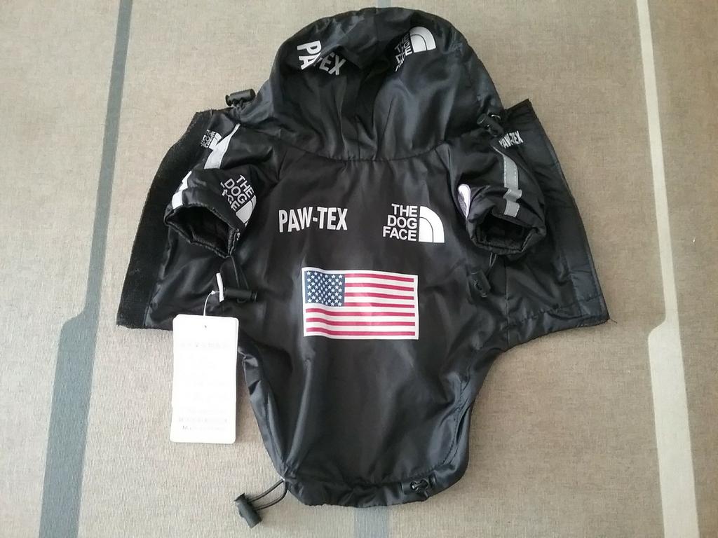 Honden regenjas, Dieren en Toebehoren, Ophalen of Verzenden, Nieuw, Hondenjas