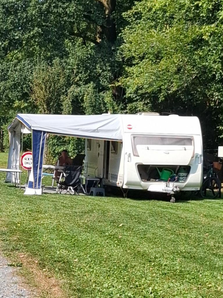 Burtner caravan, Caravans en Kamperen, Caravans, Particulier, tot en met 4, 1000 - 1250 kg, Bürstner, Frans bed, Omvormbare zithoek